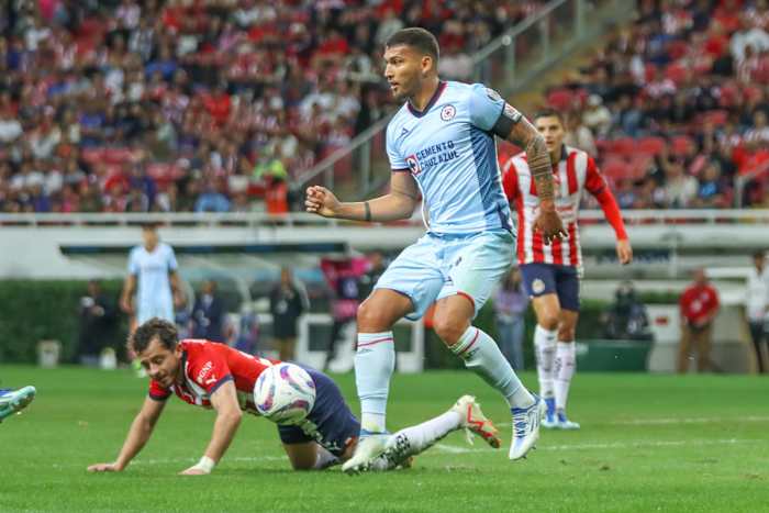 Juan Escobar estará saliendo de Cruz Azul para el Torneo de Clausura 2024